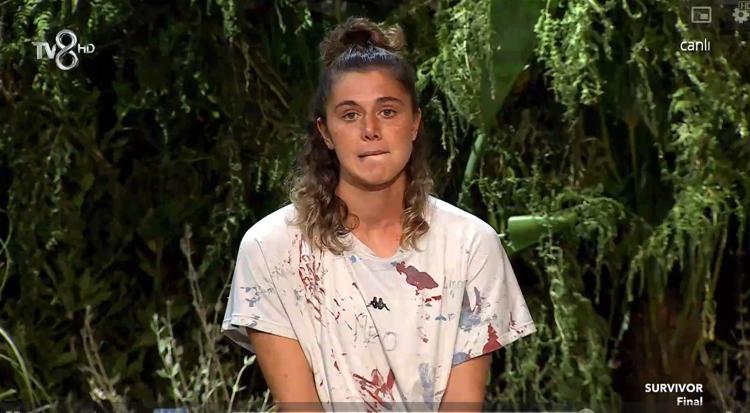 SURVIVOR NEFİSE KİMDİR