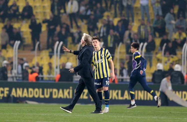 Annesi ayrılık paylaşımında bulunmuştu Arda Güler için Dortmund, Ajax, Benfica, Napoli sıraya girdi