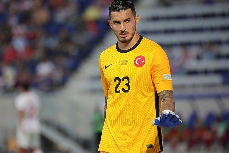 Ne Roma ne Galatasaray Uğurcan Çakırın yeni adresi çok şaşırtacak