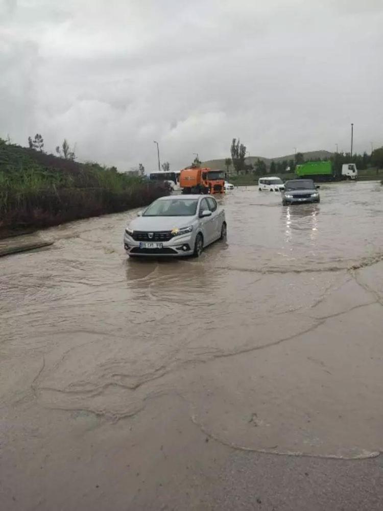 Bayramda hava nasıl olacak Meteoroloji son dakika açıkladı Yağmur geliyor, işte il il hava durumu raporu