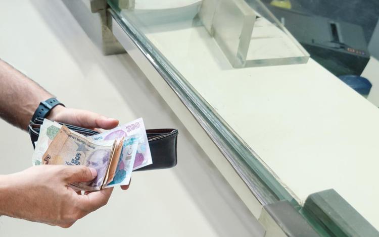 Bugün bankalar açık mı 26 Haziran Pazartesi bankalar kapalı mı Bayramda bankalar açık mı, 27 Haziran 2023 Arefe Günü bankalar çalışıyor mu, 27 Haziran Arefe Günü bankalar tatil mi