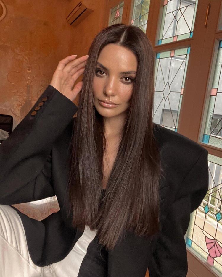Hazal Filiz Küçükköse’nin ikizi ortaya çıktı