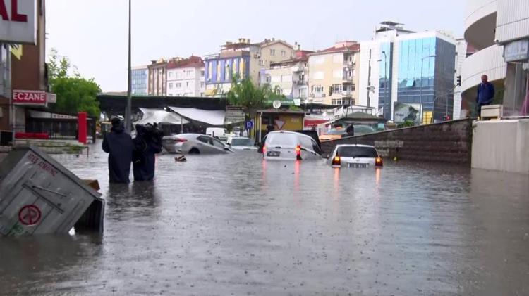 Bayramda hava nasıl olacak Soğuk hava ve şiddetli yağmur açıklaması, bu illere uyarı