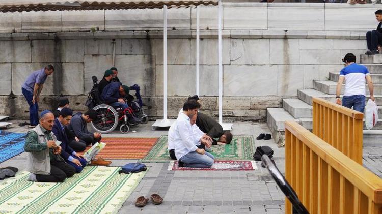Bayram namazı saat kaçta 2023 İl il bayram namazı saati belli oldu İşte 2023 Kurban Bayramı namaz saatleri…
