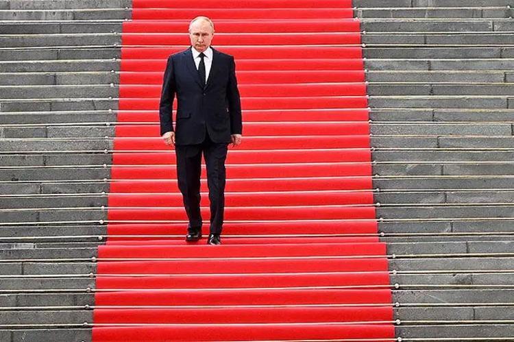 RUS ORDUSU İÇERİSİNDE DE BİLİNİYORDU