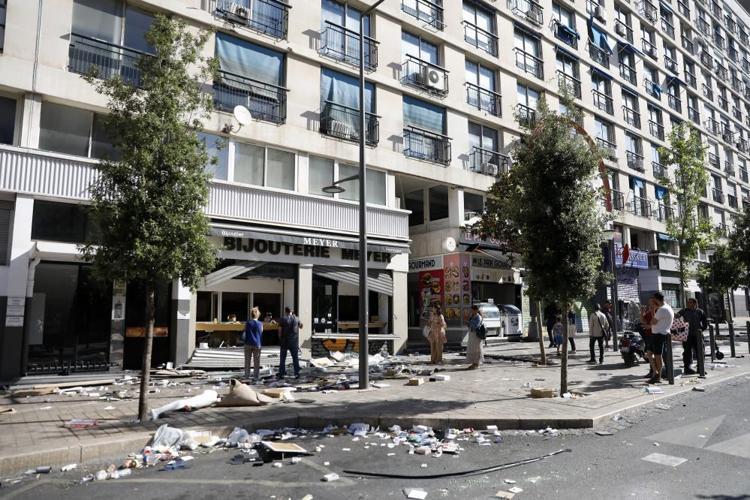 Fransa’da yangın sönmüyor, OHAL ilanı için baskılar artıyor Nahel’in arkadaşları dehşeti anlattı