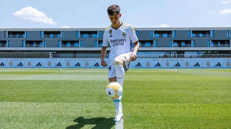 Real Madride transfer olan Arda Güler için sürpriz aşk iddiası Galatasaraylı oyuncu...