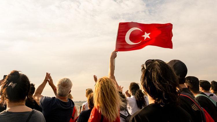 15 Temmuz Gazisi ve Şehit eşi Türkan Güder: Ben eşimin cenazesine bile katılamadım