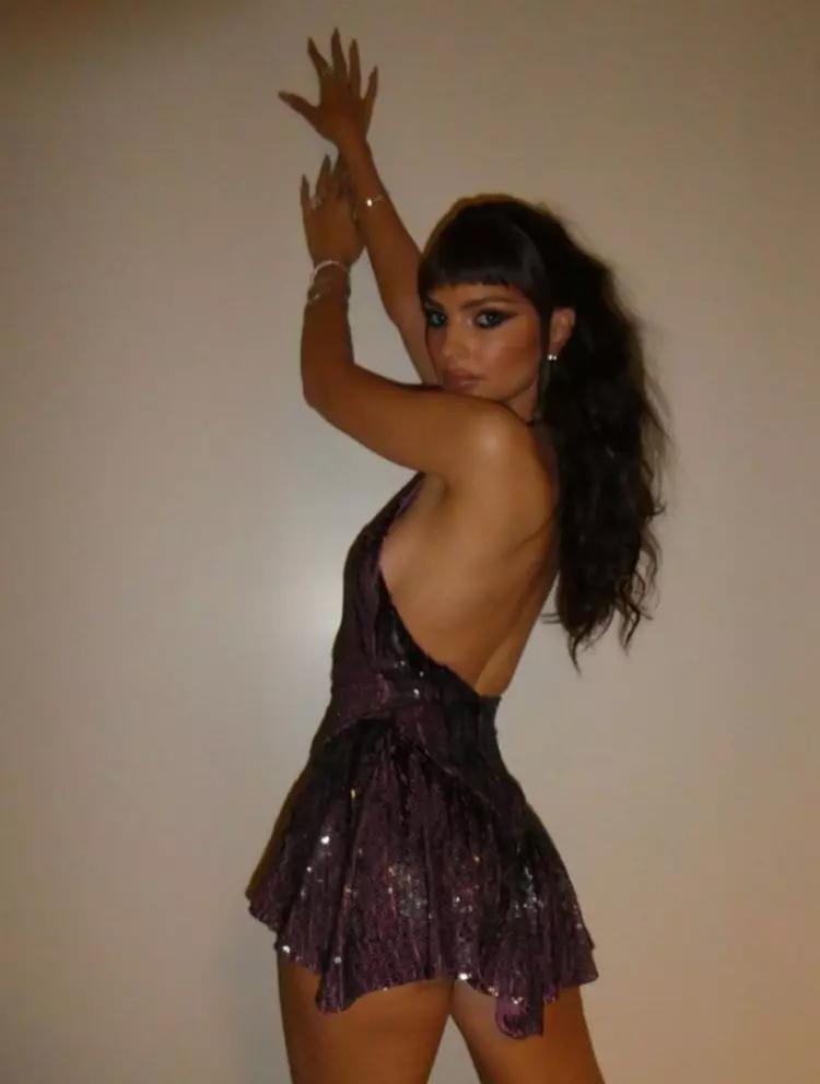 Emrata kalça dansı yaptığı anları paylaştı Sosyal medya sallandı