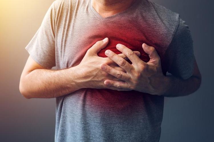 Aşırı sıcaklar başladı, kalp ve damar hastaları dikkat Aniden fırlıyor