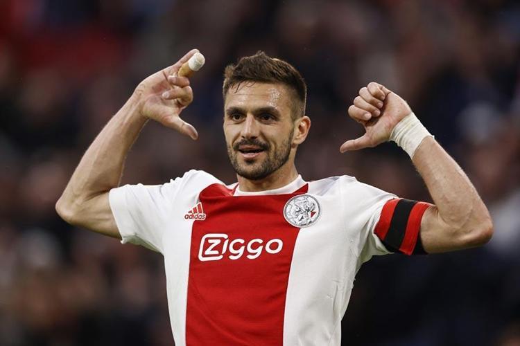 Fenerbahçe transfer bombasını patlatıyor Ajaxın yıldız ismi İstanbula geldi