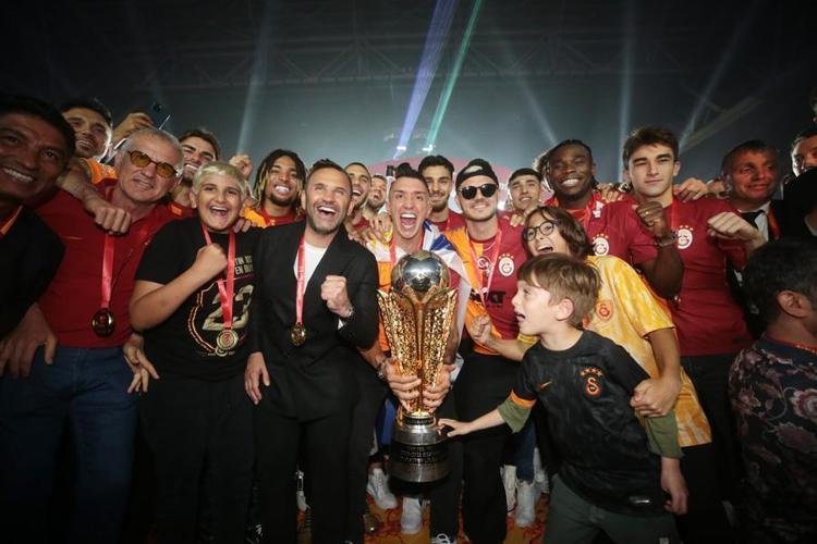 GALATASARAY AÇIKLADI