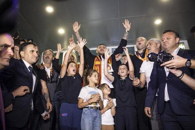 Icardinin eşi Wanda kanser mi Wanda Nara ne kanseri