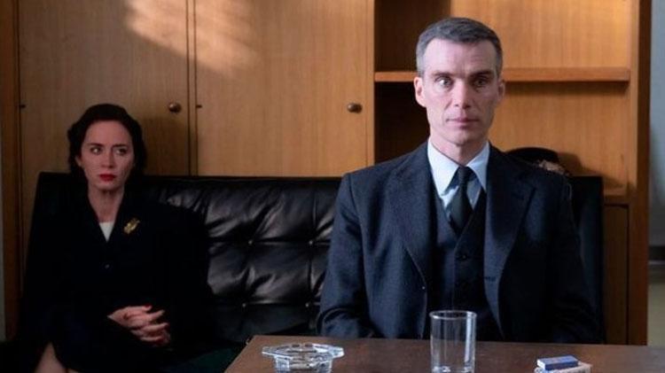 Oppenheimer konusu ve oyuncuları Oppenheimer filmi kaç saat, Oppenheimer filminde yaş sınırı var mı Christopher Nolanın yeni filmi Oppenheimer hakkında merak edilenler