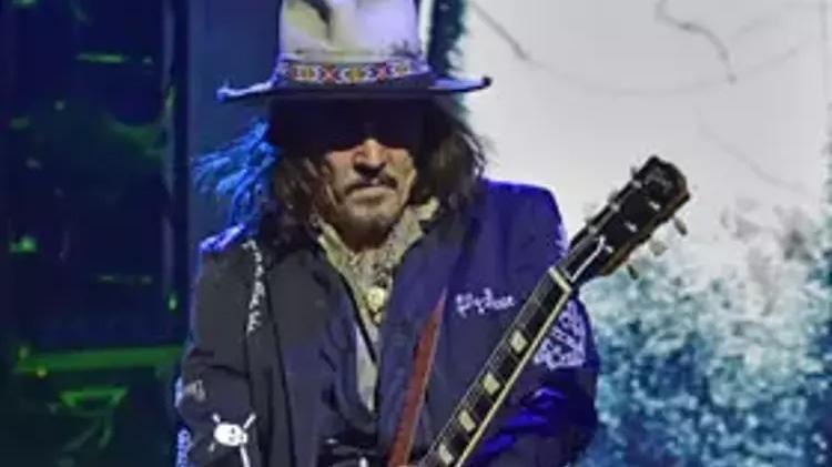 Johnny Depp intihar mı etti Otel odasında bu halde bulundu