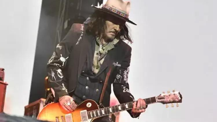 Johnny Depp intihar mı etti Otel odasında bu halde bulundu