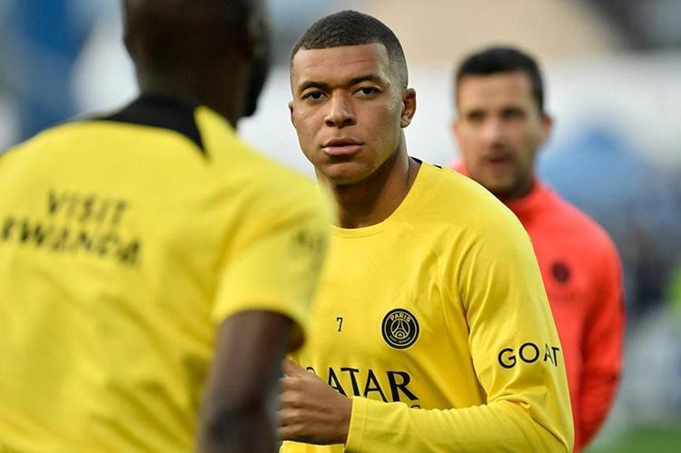 Giannis Antetokounmpoun Mbappe paylaşımı o kadar çok beğenildi ki...