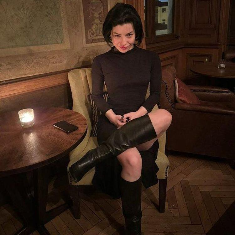 Merve Boluğur kendi hediyesini kendisi aldı Uzun uzun konuşuruz
