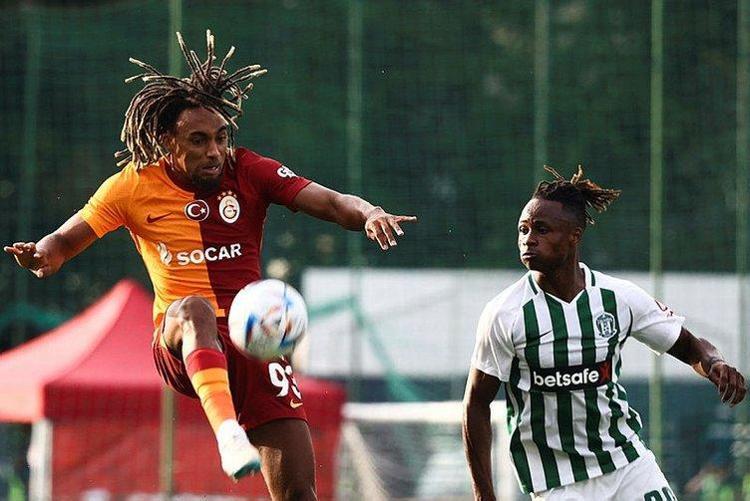 Dursun Özbek hızını alamadı Bir transfer çalımı da David Beckhama