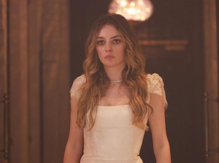 Мелис сезен гюльджемаль. Гюльджемаль и дева. Мелис сезен гюльджемаль. Гюльджемаль / gülcemal. Мелис сезен фото.