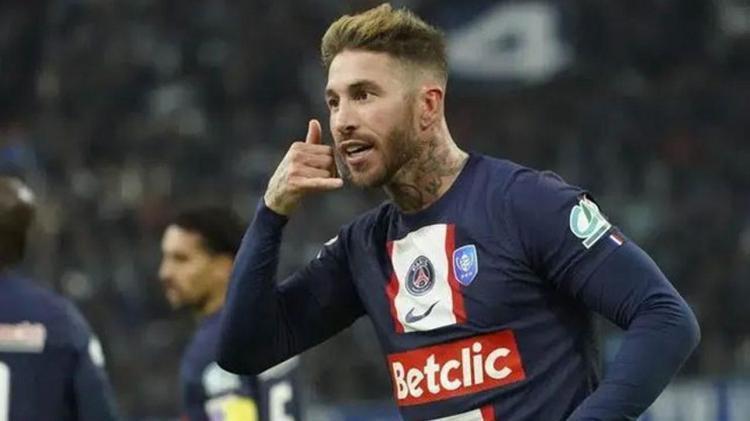 Gelirse Galatasarayda Ujfalusi etkisi yaratır Türkiye ve İspanya basını Ramos haberleriyle çalkalanıyor...