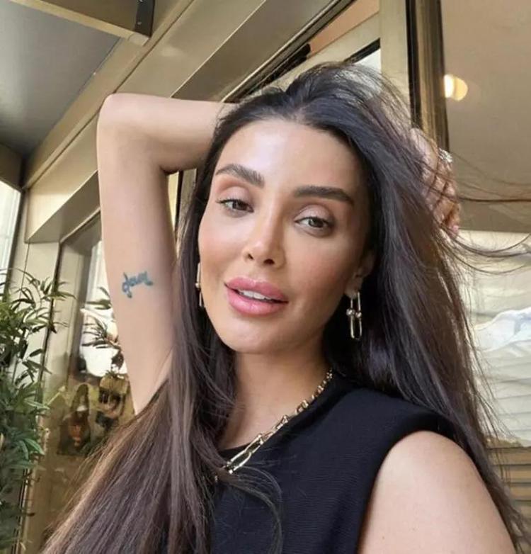 Özge Ulusoyu tiye alan Yeliz Yeşilmene cevap: Sana benzeyip 2+1 ev gibi mi olsun