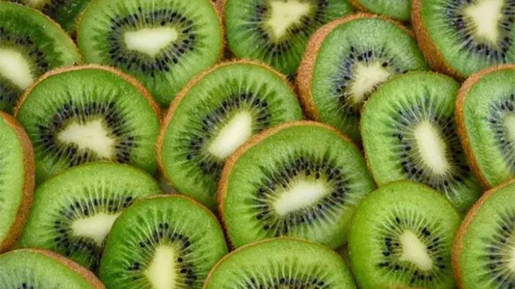 Canan Karatay açıkladı: Bu meyve metabolizmayı hızlandırıp kilo vermeye yardımcı oluyor