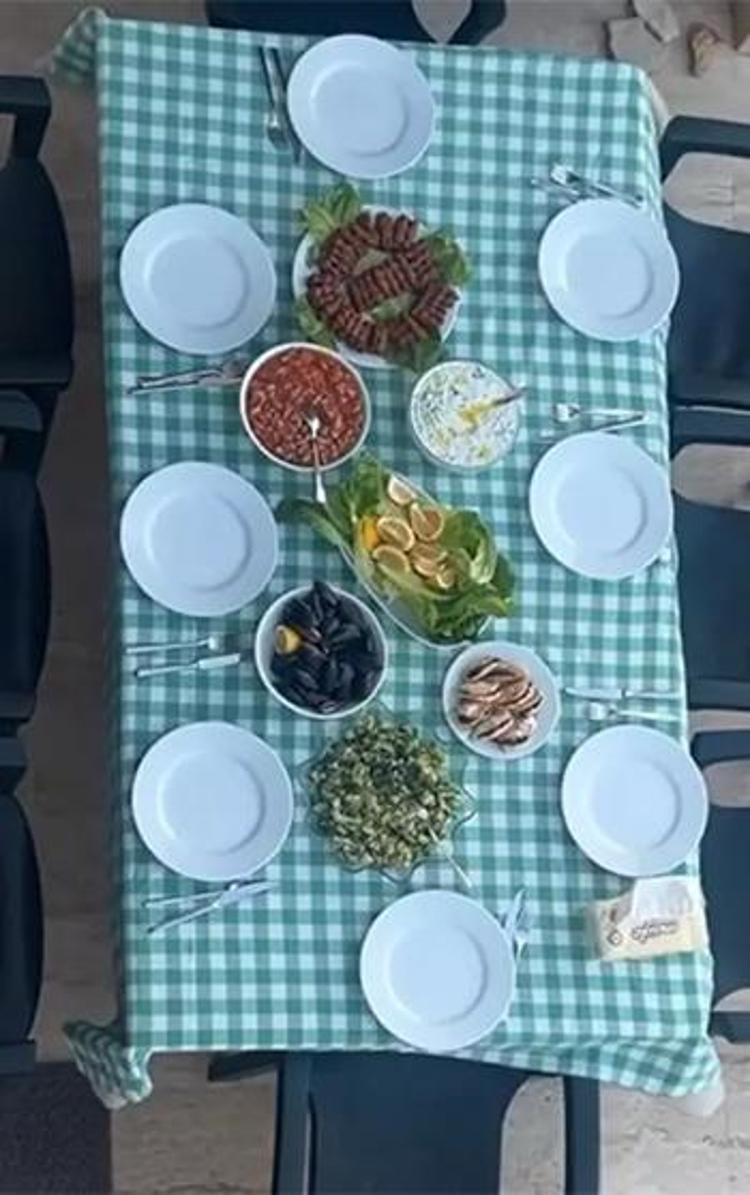 Her gün bu manzaralara uyanıyorlar: İşte ünlülerin lüks evleri