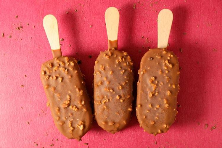Böyle bir lezzet yok, birebir aynısı Evde bademli Magnum yapımı