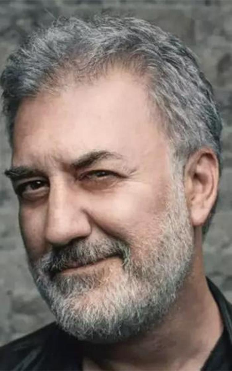 Ünlü oyuncu Tamer Karadağlıya önemli görev: Devlet Tiyatroları Genel Müdürü oldu