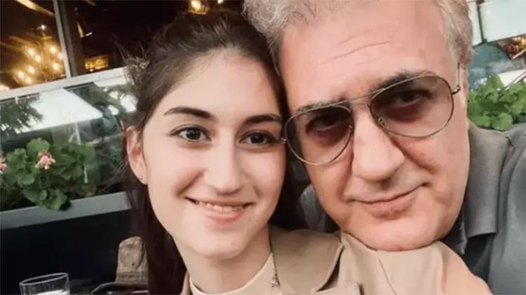 TAMER KARADAĞLININ ÖDÜLLERİ