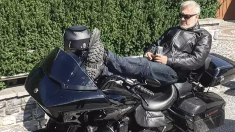 Ünlü oyuncu Tamer Karadağlıya önemli görev: Devlet Tiyatroları Genel Müdürü oldu