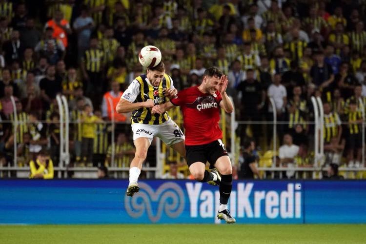 İsmail Kartal ilk maçta batırdı Dzeko tarihe geçti, maç sonu olay itiraf, penaltı, kırmızı kart