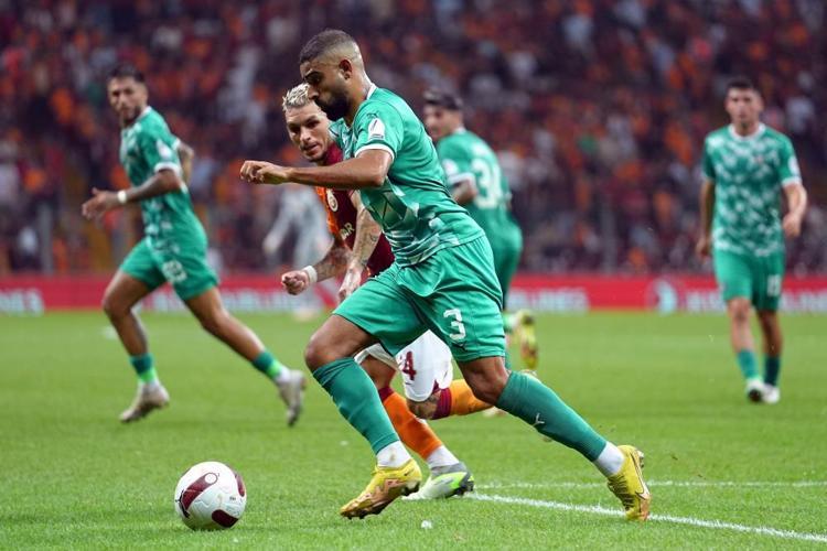 Hakim Ziyechin Mesut Özil detayı ortaya çıktı Erden Timur itiraf etti, işte Icardi taktiği