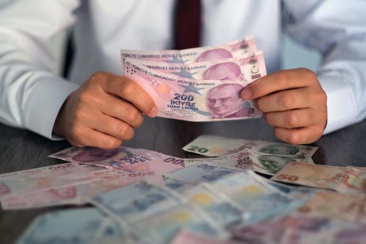 Emekli ve memur maaşlarına zam geliyor Kök ücret ve seyyanen ödeme detayı ortaya çıktı, tek tek hesaplandı