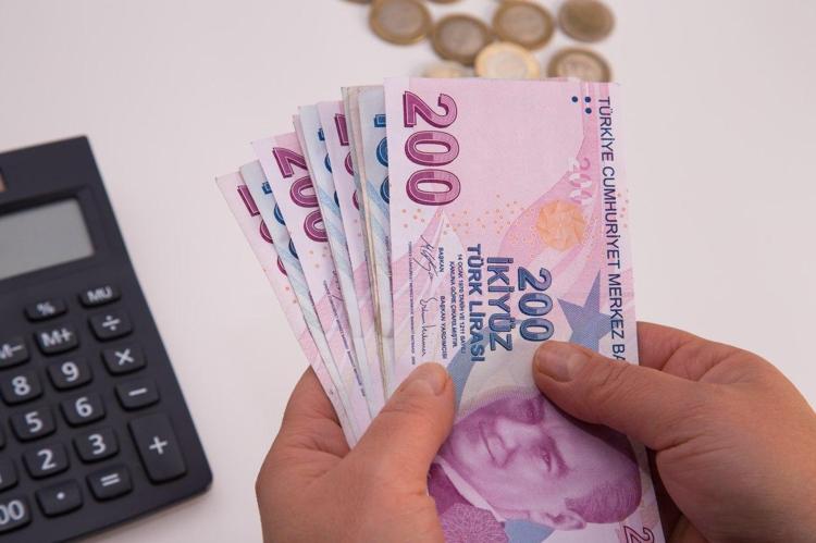 Emekli ve memur maaşlarına zam geliyor Kök ücret ve seyyanen ödeme detayı ortaya çıktı, tek tek hesaplandı