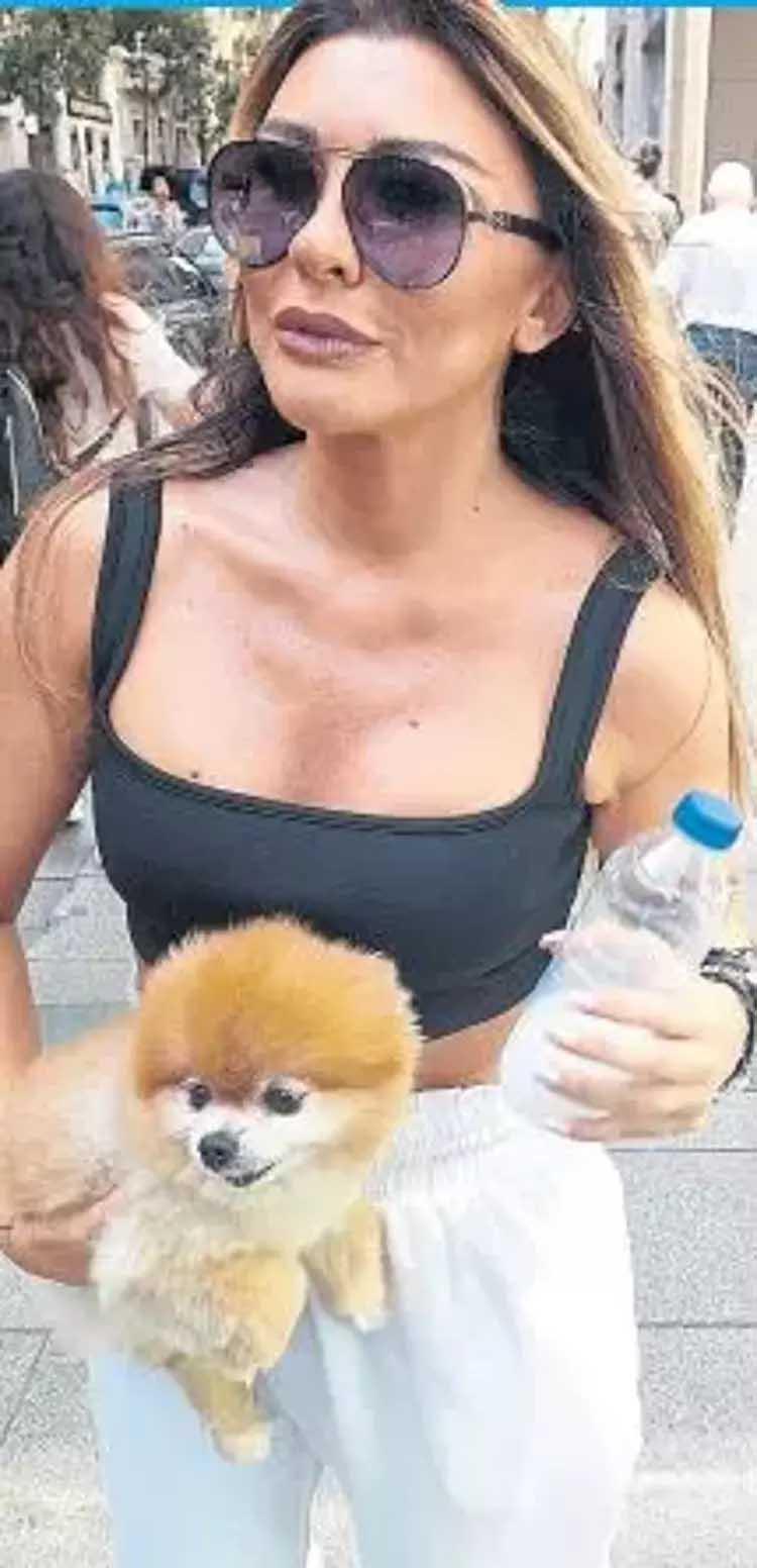 ANNE SÜTÜ İÇİYOR