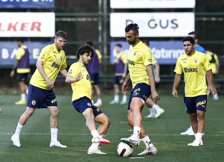 Fenerbahçe'de Twente Maçı Bombası Patladı! İsmail Kartal Ilk Kez Yaptı ...