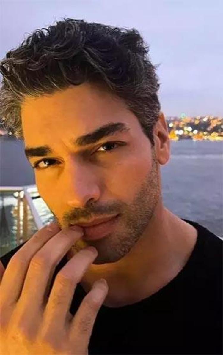 ŞÜKRÜ ÖZYILDIZ KİMDİR