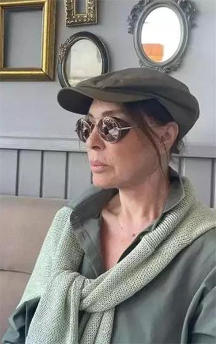 Nebahat Çehre’den proje itirafı: Her şey para, değil Dümdüz bir kadın olmak istemiyorum