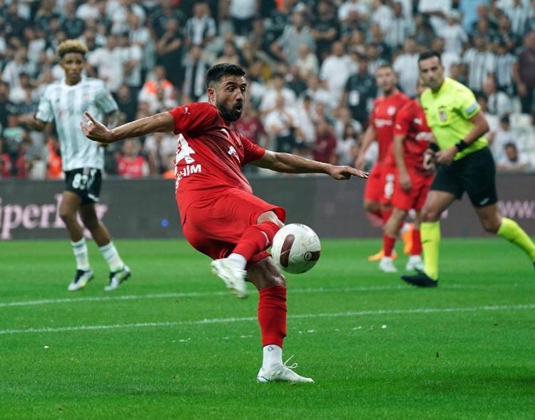 Beşiktaş - Pendikspor maçında iptal edilen gol ve penaltı kararı Top çizgiyi geçti mi