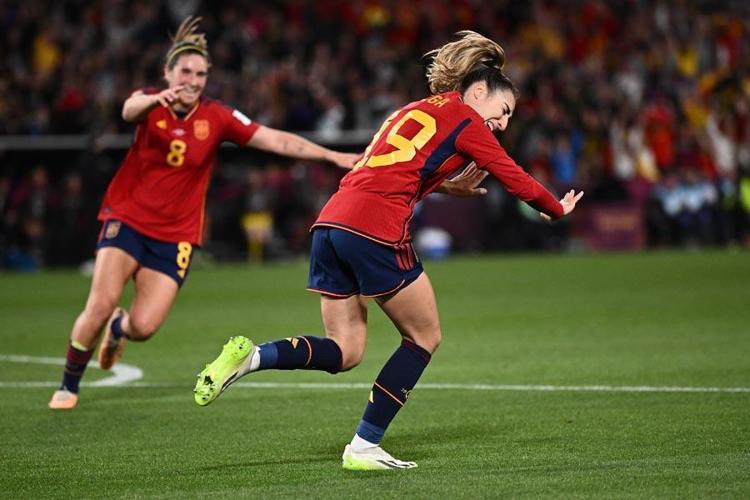 İspanya FIFA 2023 Kadınlar Dünya Kupasında şampiyon oldu, seremonideki skandal şok etkisi yarattı Başkan hakkında seks partisi iddiaları