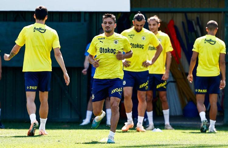 İsmail Kartal 6 numara istedi Ali Koç transfer listesine 3 yıldızı ekledi