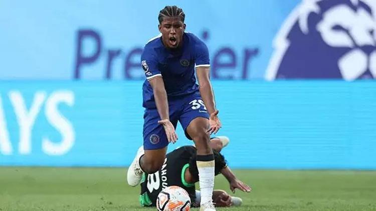 23) ANDREY SANTOS - 15 MİLYON EURO | 19 YAŞINDA