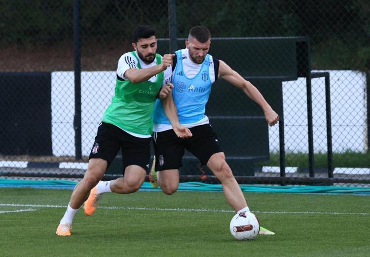 Sergio Ramos istifa getirdi Icardi ve Dzeko ile yarışacaktı, kulübün parası yetmedi