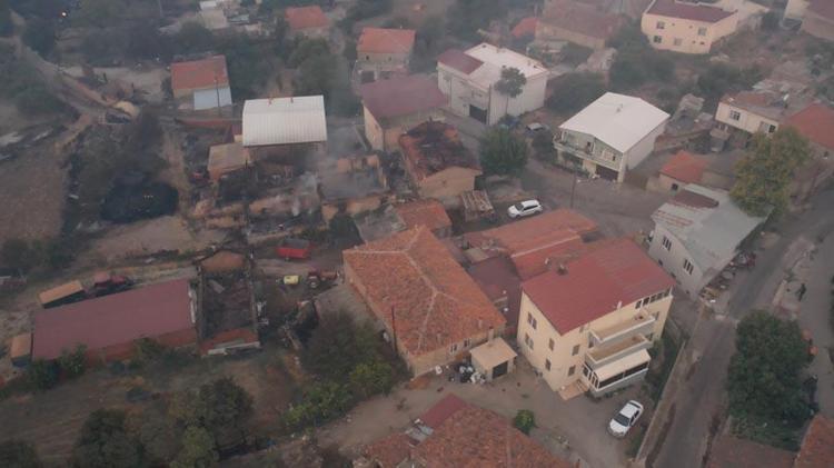Çanakkalede orman yangıyla mücadele sürüyor Bakan Yumaklı son durumu açıkladı