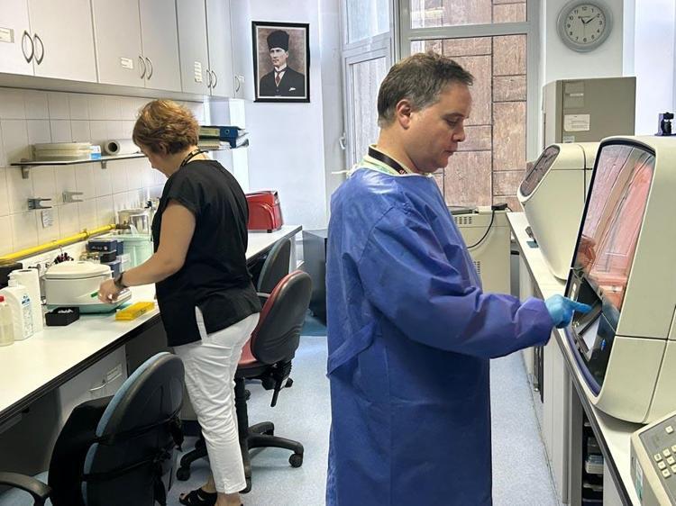 Türk bilim insanlarından müthiş keşif Çocuklarda böbrek yetmezliğine neden olan yeni gen tanımlandı
