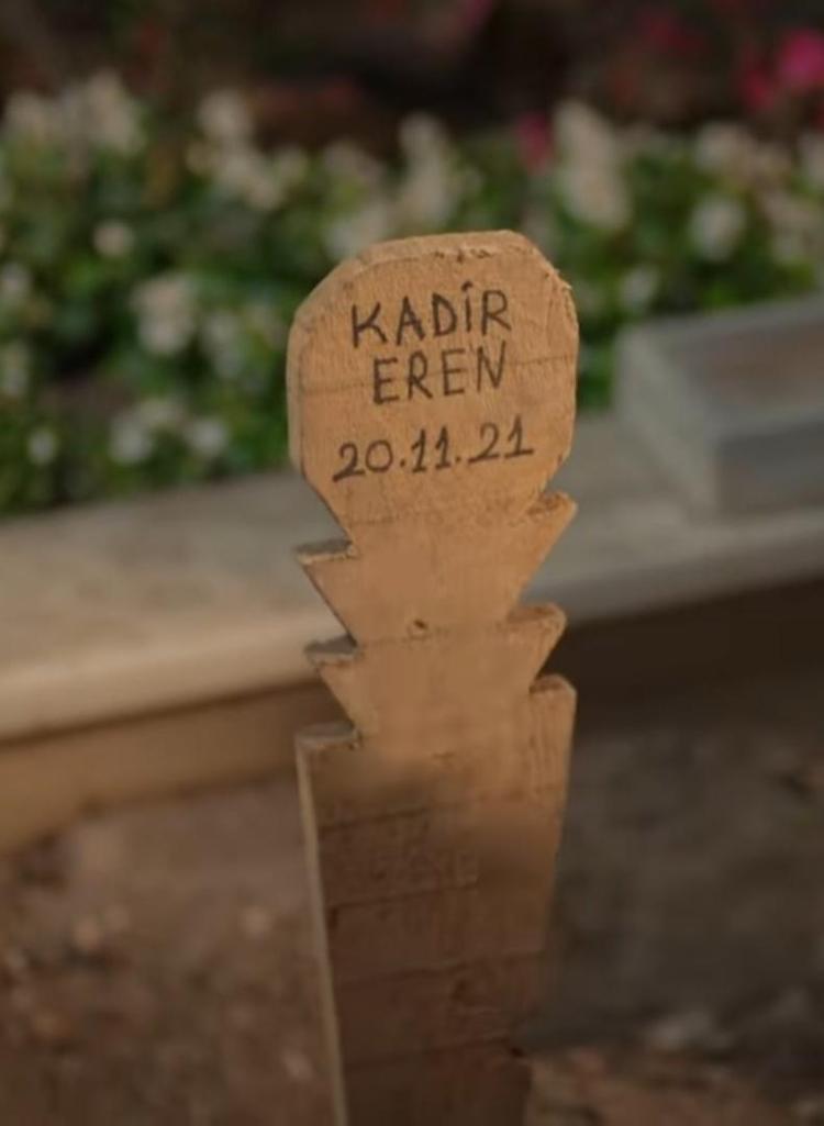 Kardeşlerim dizisinde Dorukun ölüm sahnesi belli oldu İpucu mezar taşında yer aldı