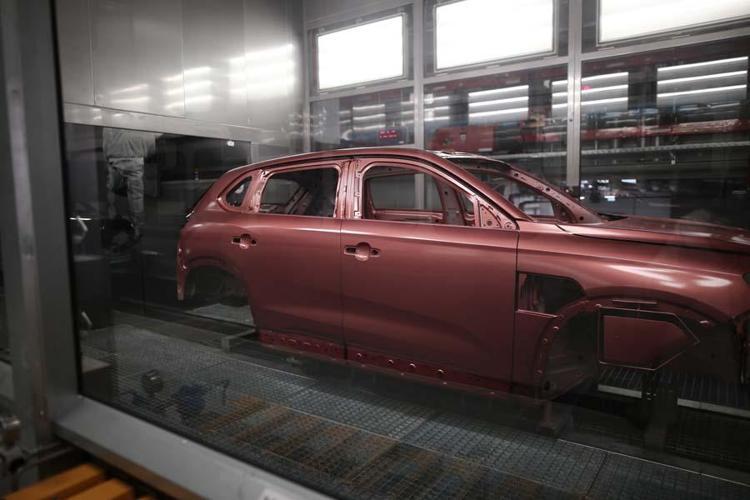 Günlük üretim adedi ağustos ayında 100’e çıktı: Togg’da üretim ikili vardiya sistemine geçti
