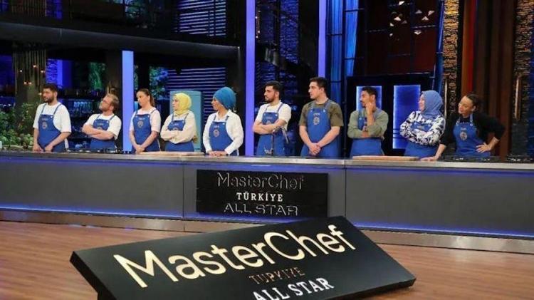 Mehmet Şef Alicanı stüdyoya gömdü Esra Onu kaptan yaptı MasterChef All Starda haftanın takımları belli oldu